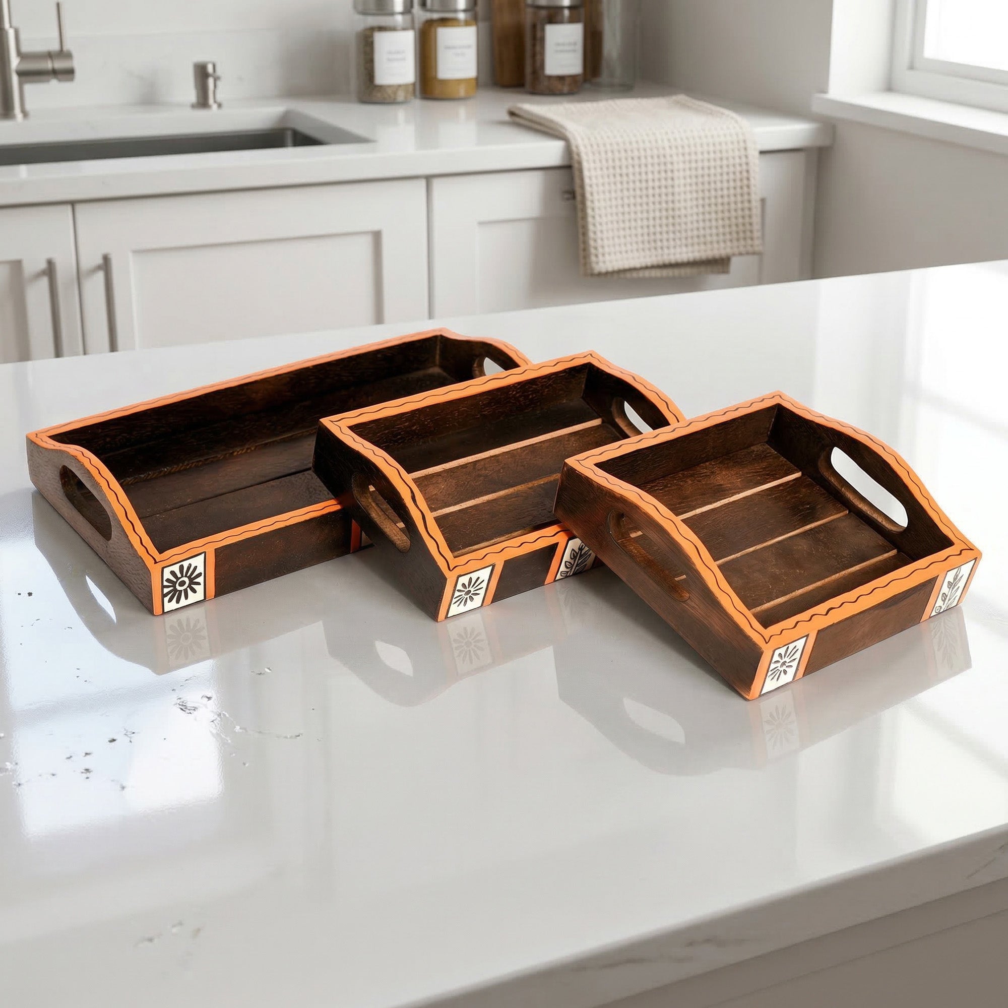 Trays with Tribal Art Handcrafted in MangoWood (set of 3) (9x5/6x4/5.5")