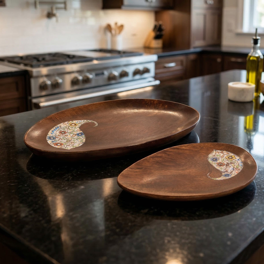 Yin-Yang Platter set with beautiful Paisley paintings