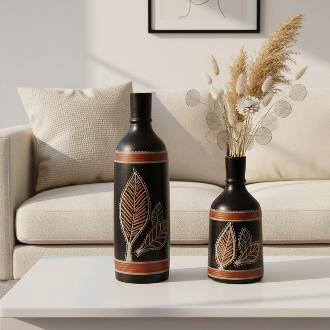 Vase Earthen Black Bottle Madhubani (Set of 2) (9.4x3/6x3)