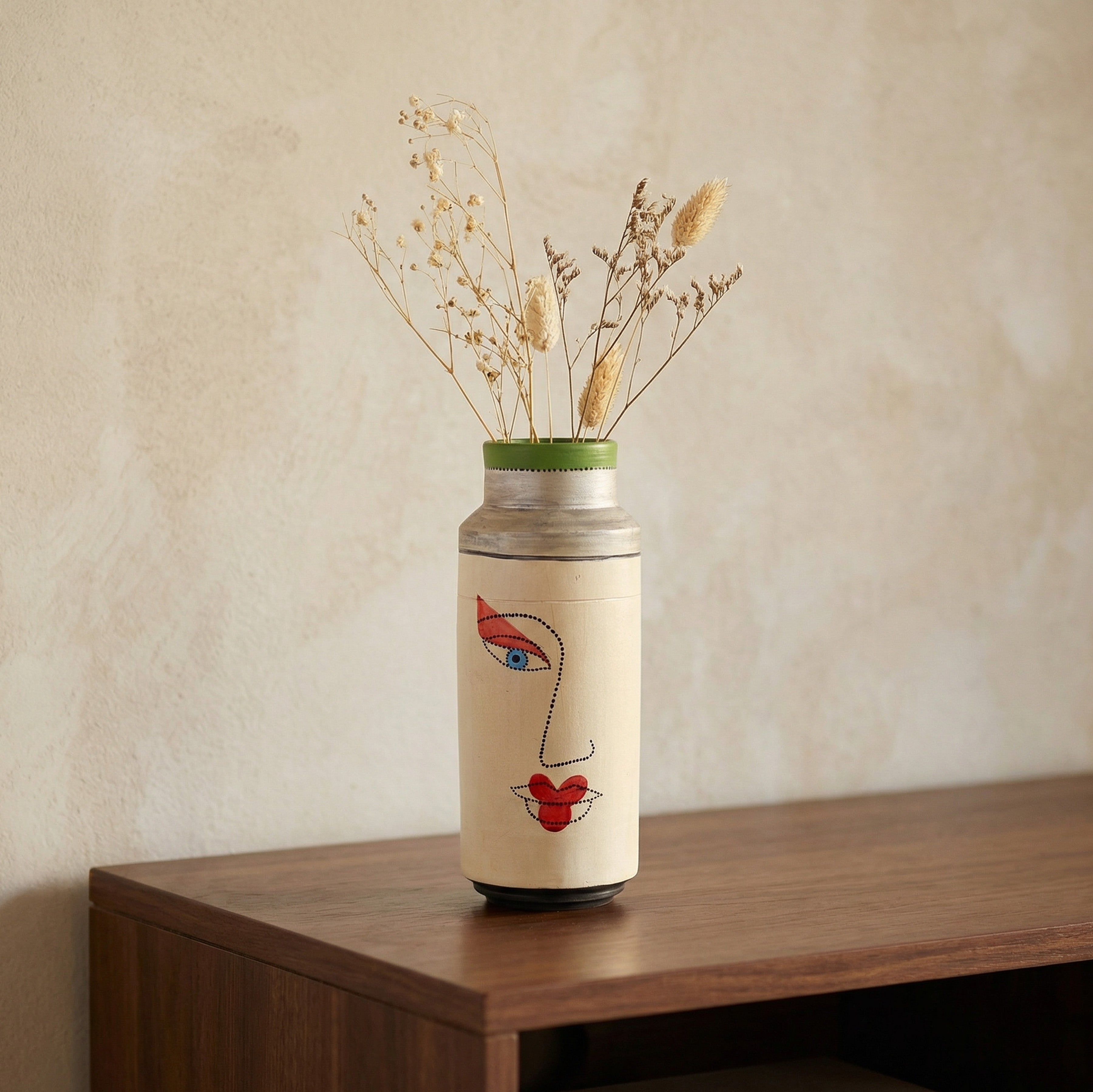 Noorani Terracotta vases