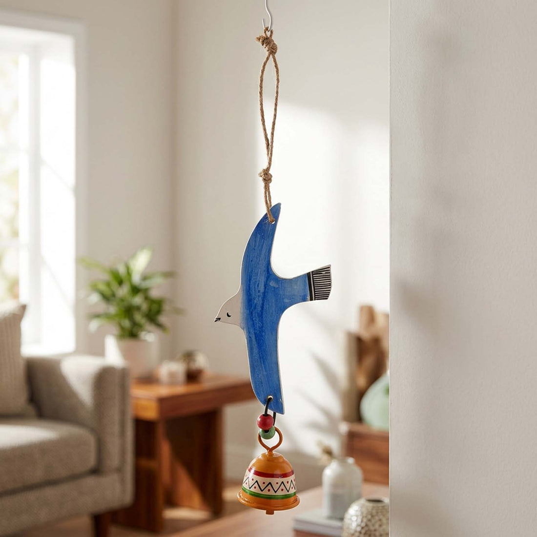 Blue Fly Bird Wind Chimes with Metal Bell for Home Decoration