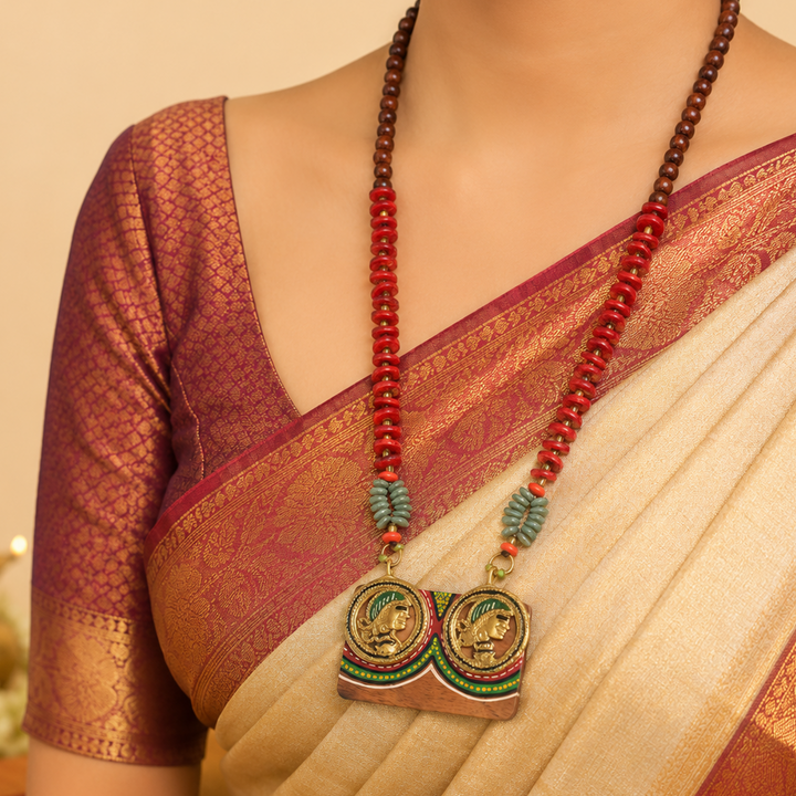Queen's Twin Handcrafted Necklace