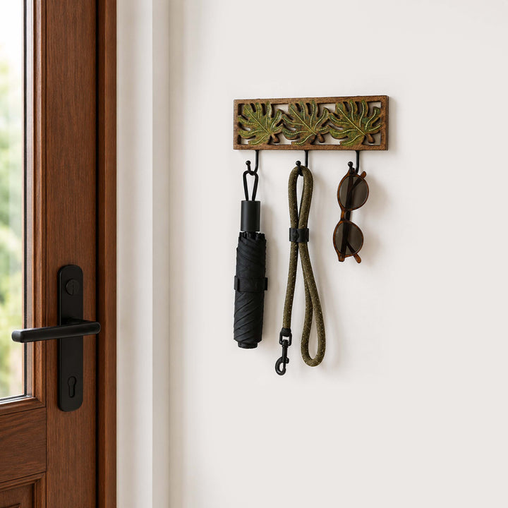 Autumn Leaf Towel Hanger With Three Hooks