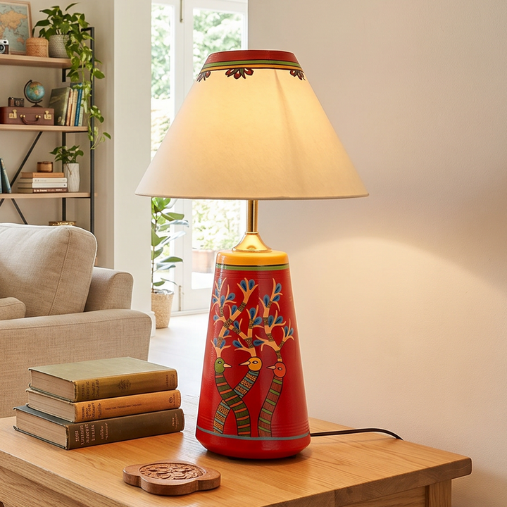 Chirping Birds Pyramid table Lamp