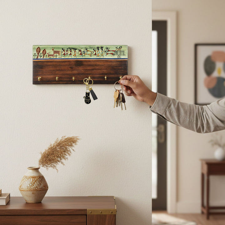 Safar Key Holder Handcrafted Warli 6 keys (12x2x5)