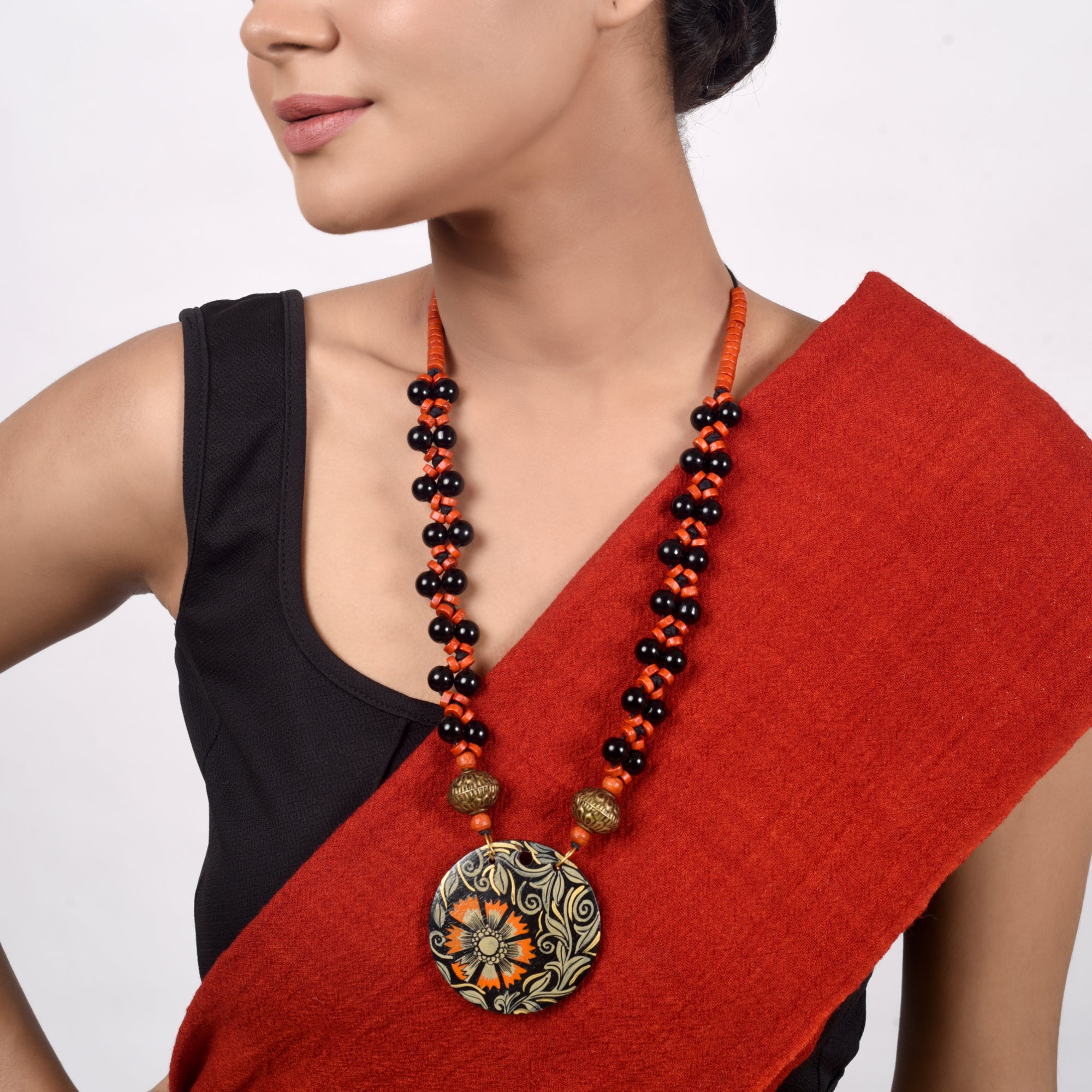 Majestic Floral Elegance Necklace