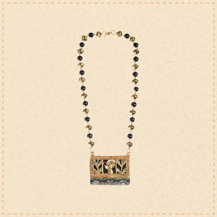 Queen of Nile Handcrafted Necklace