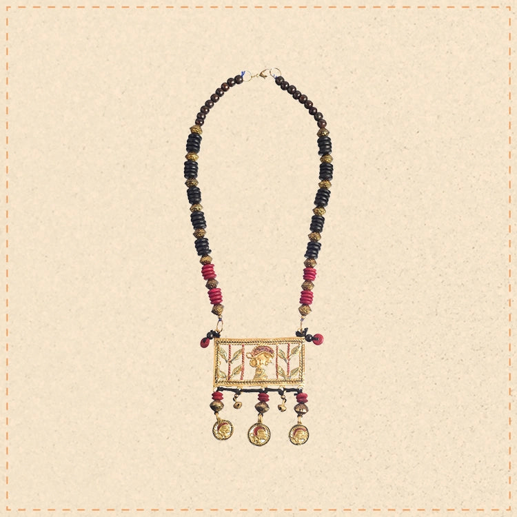 The Queens Corner Handcrafted Tribal Necklace