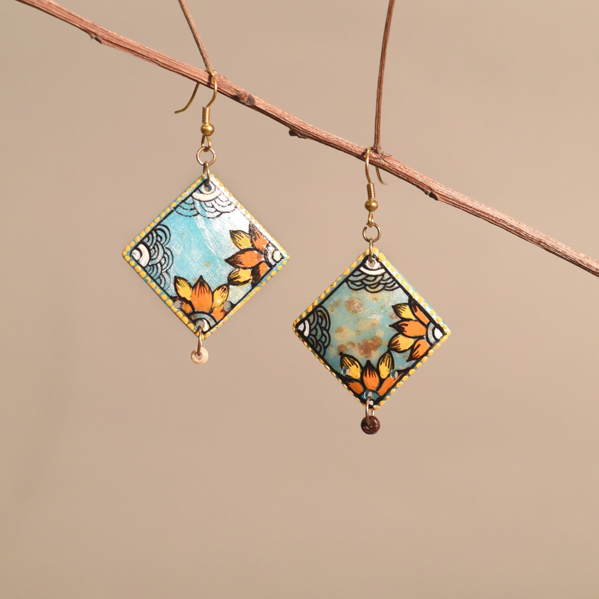 Sun-Kissed Henna Studs