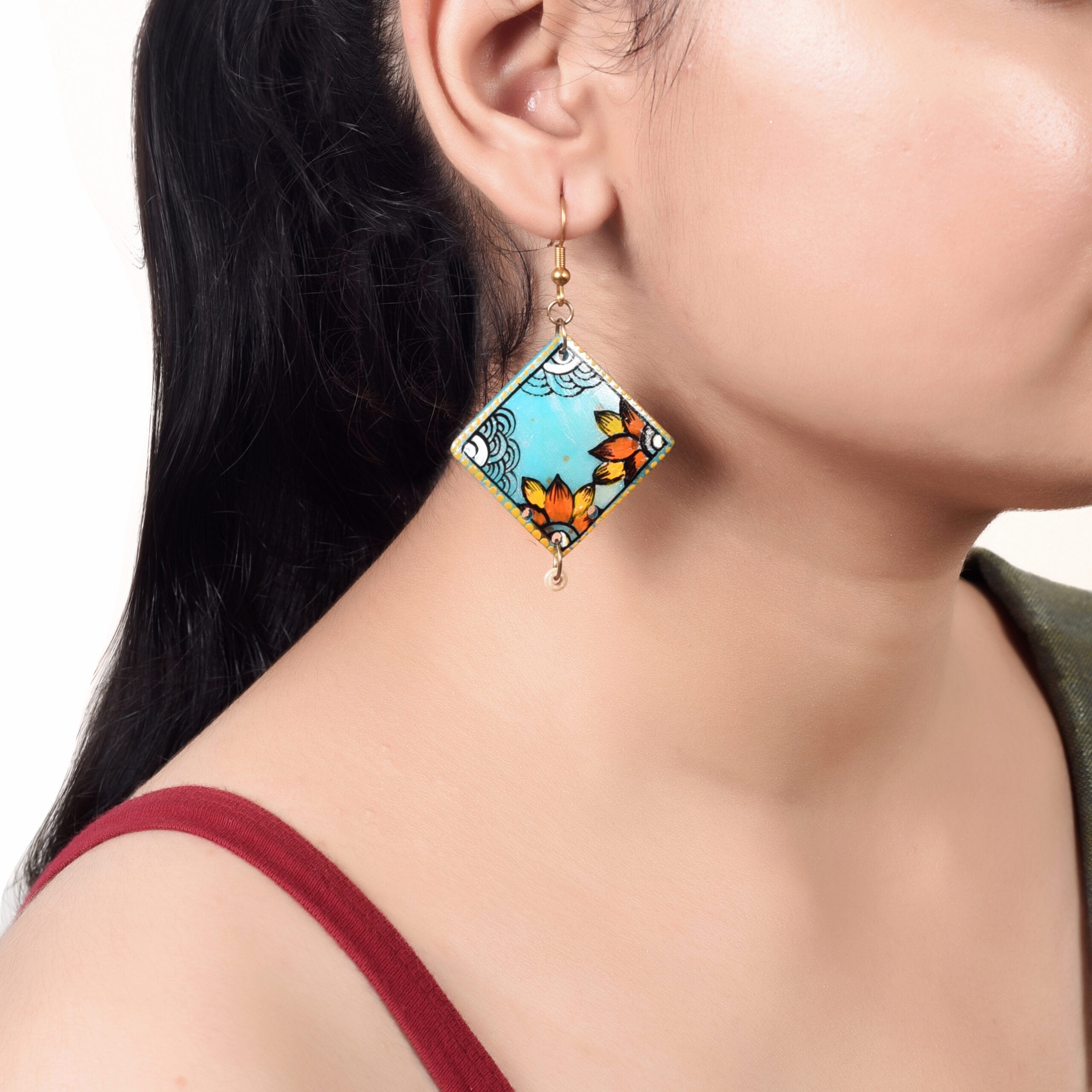 Sun-Kissed Henna Studs