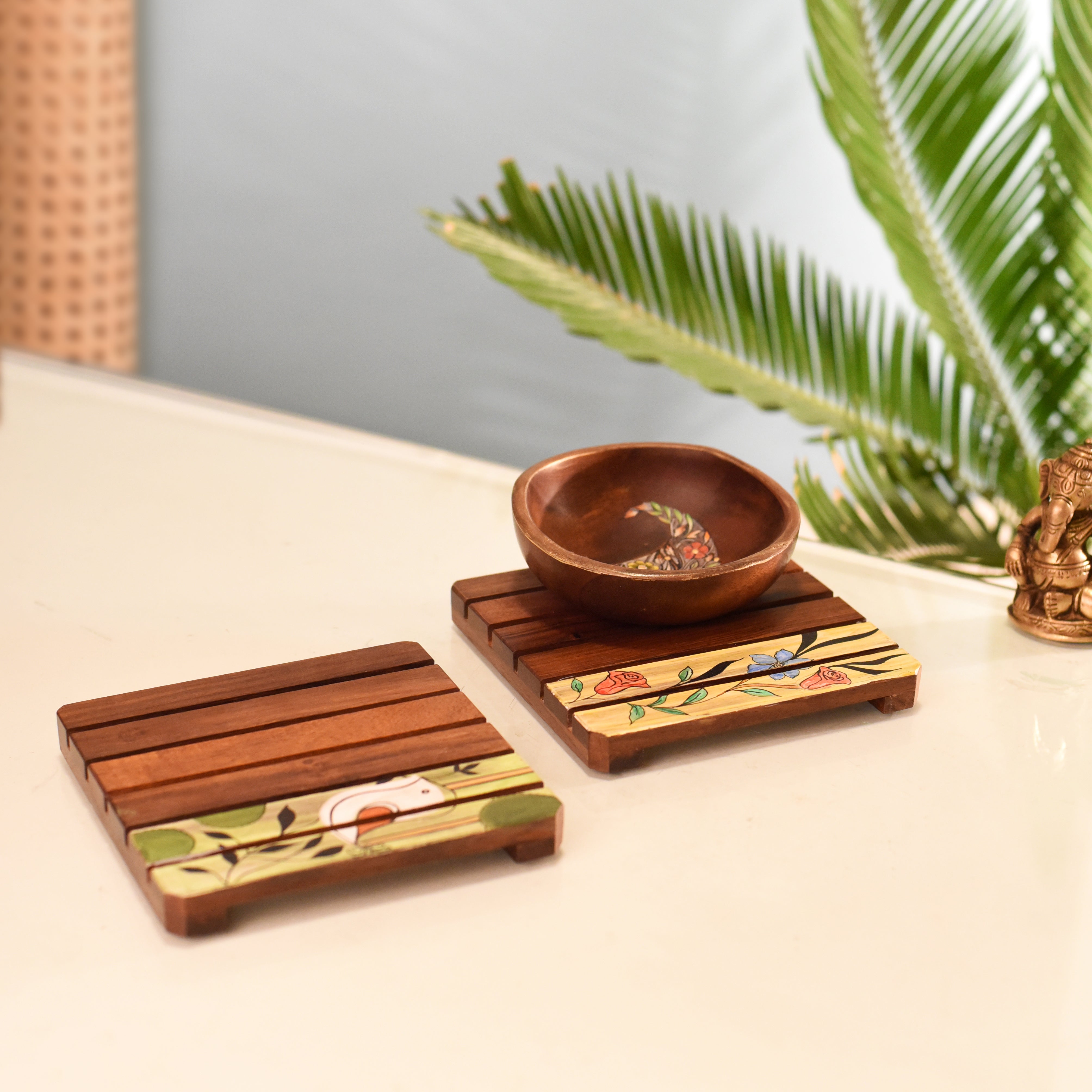 Nature Motif Wooden Slatted Coasters (Set of 2)