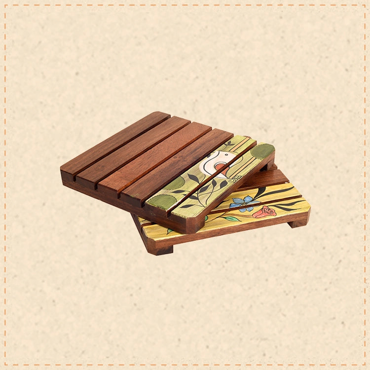Nature Motif Wooden Slatted Coasters (Set of 2)
