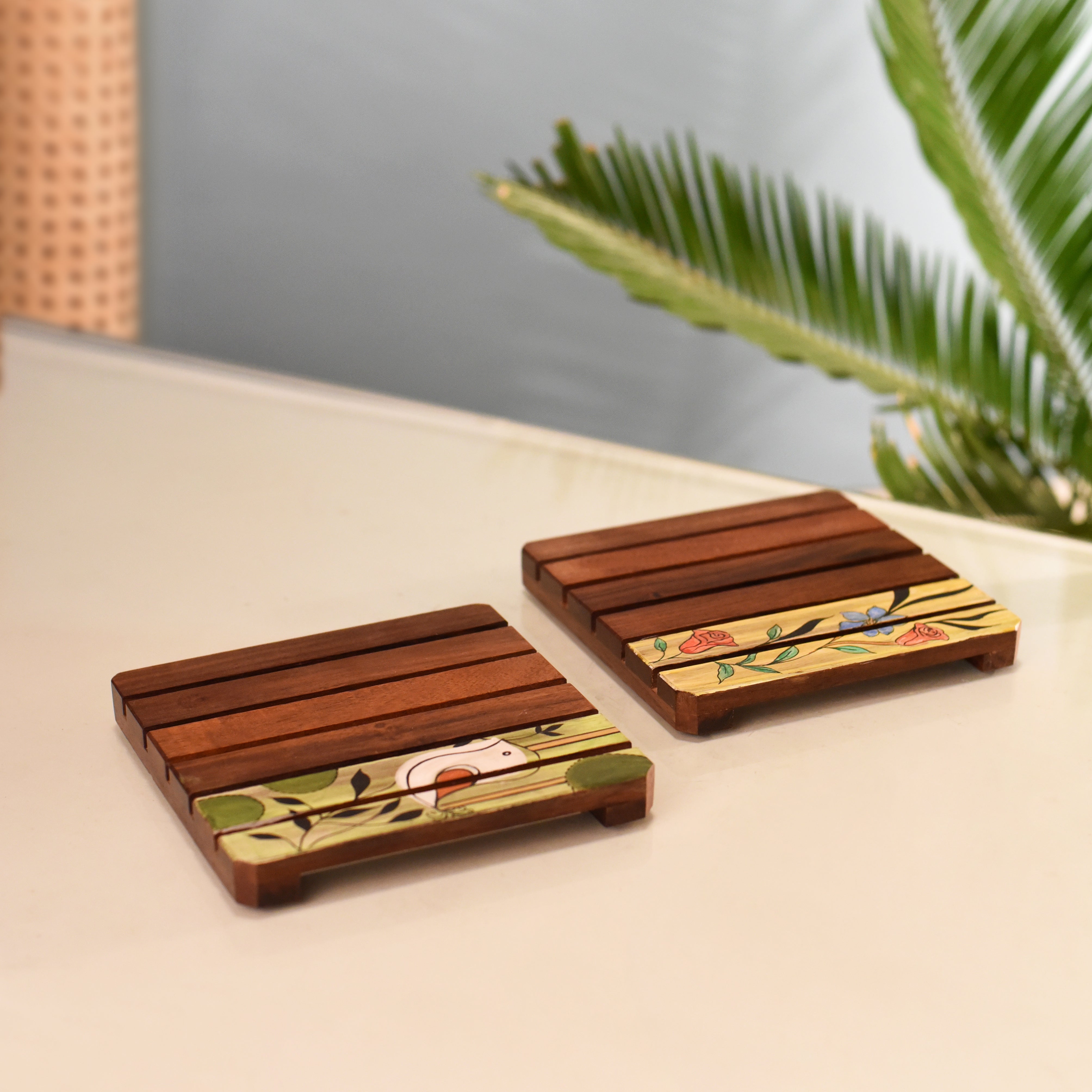 Nature Motif Wooden Slatted Coasters (Set of 2)