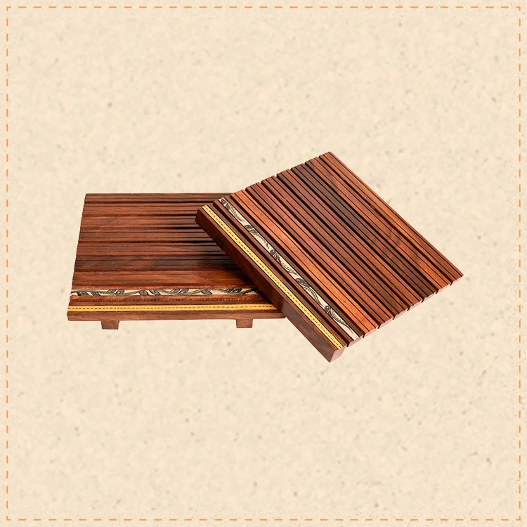 Coaster Wooden Handcrafted with Flower Motif (Set of 2) (6.5x6")