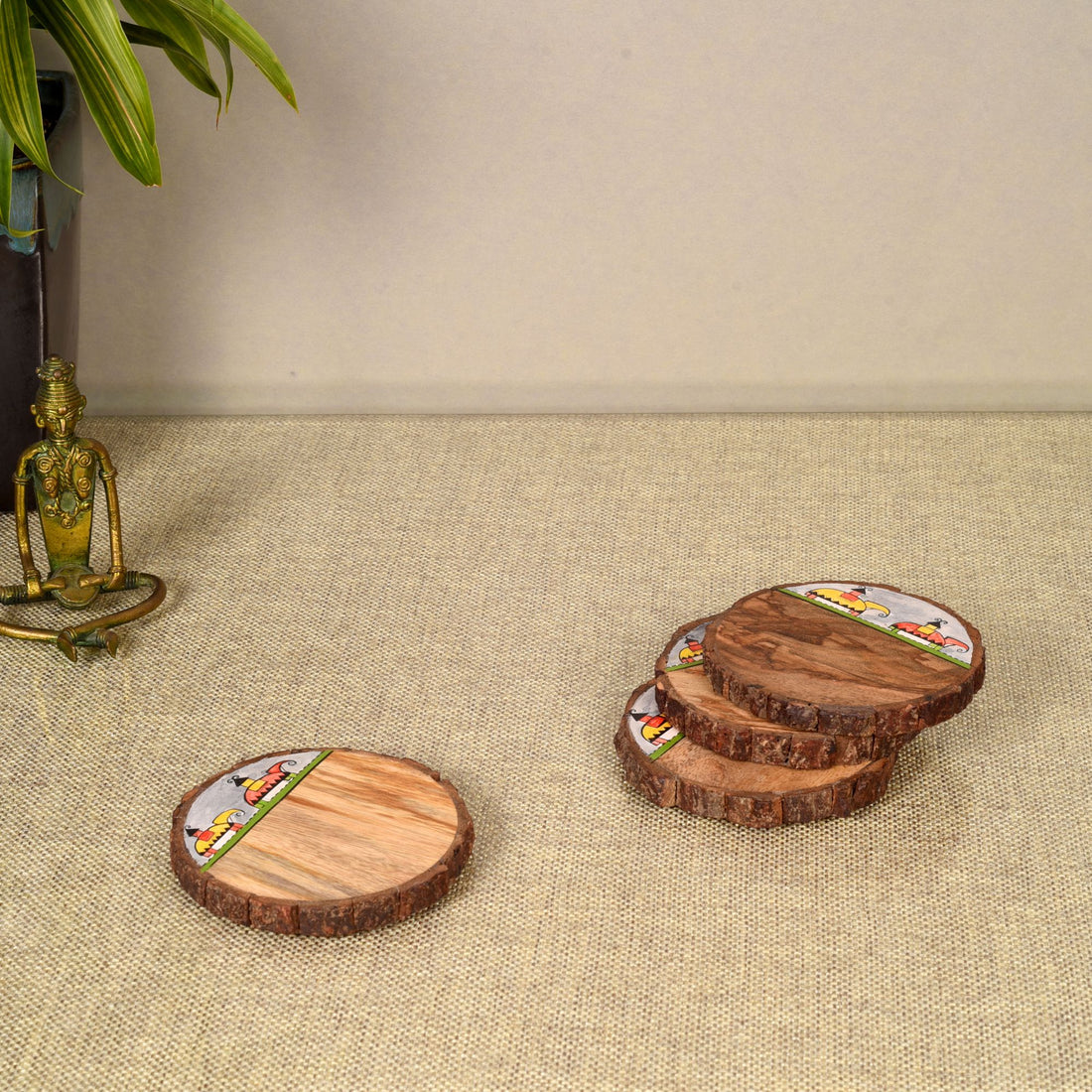 Elephant Parade Round Wooden Coaster S04 (4x4x1.5)