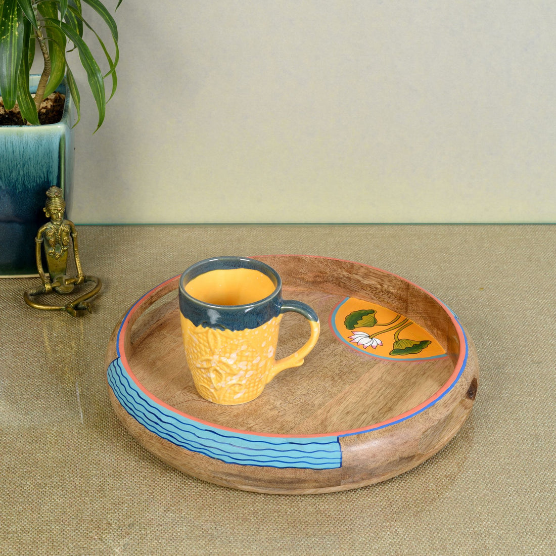 Pichhwai Leela Round Serving Tray