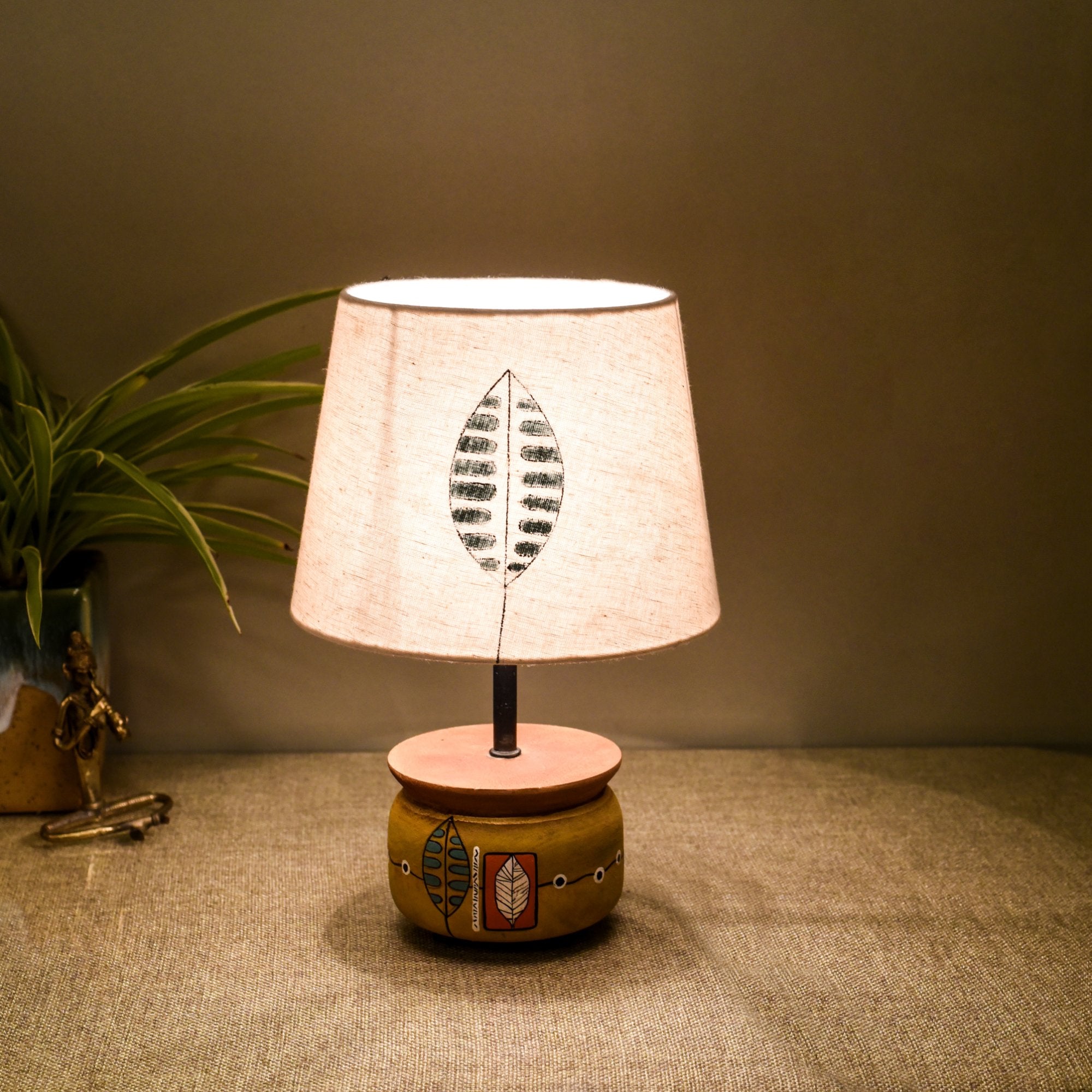 Earthy Glow Table Lamp