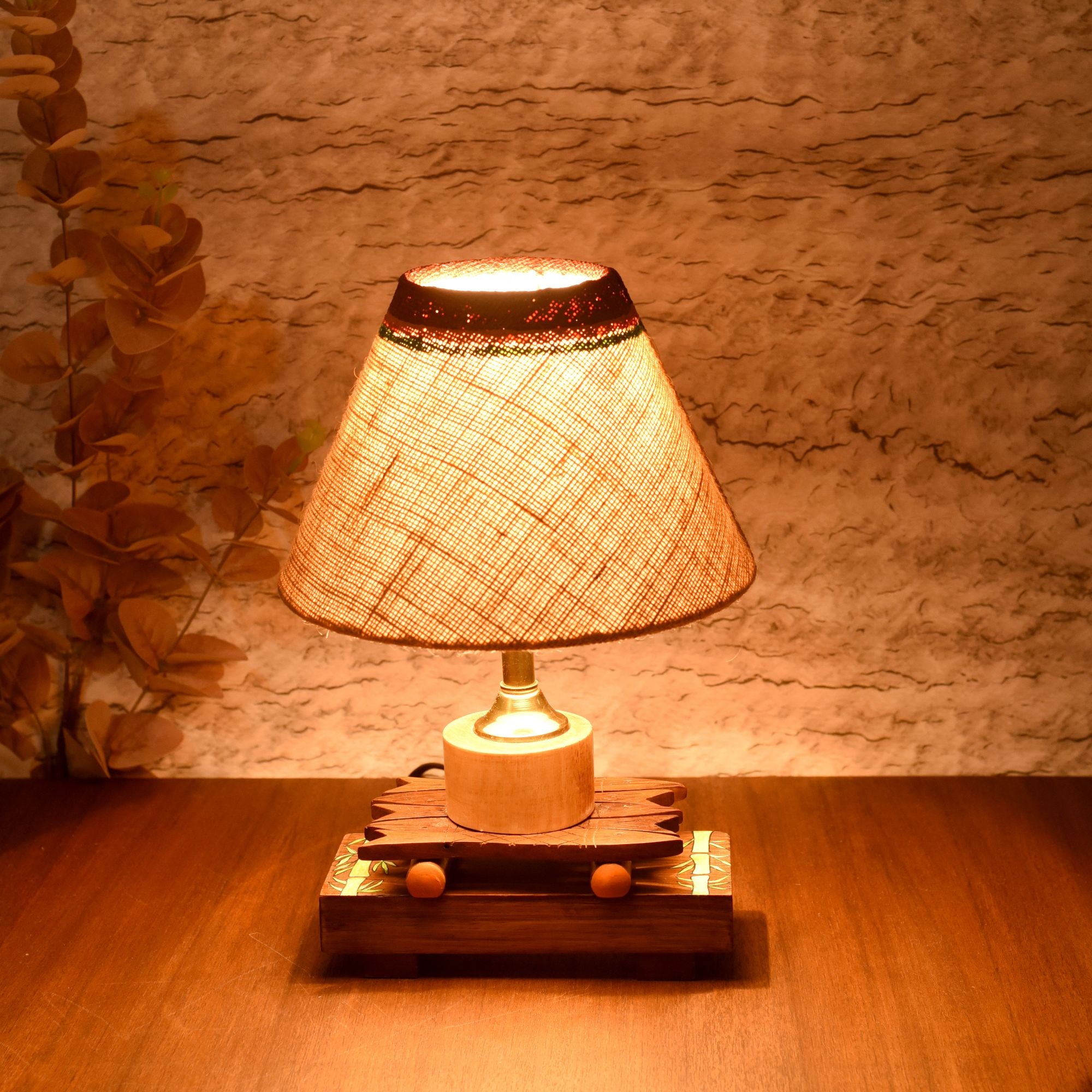 Something's fishy table lamp with shade (8x8x12)