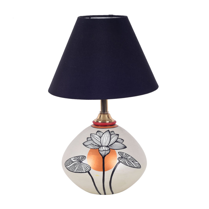 Silver Bloom Terracotta Table Lampshade  (8x8x14)