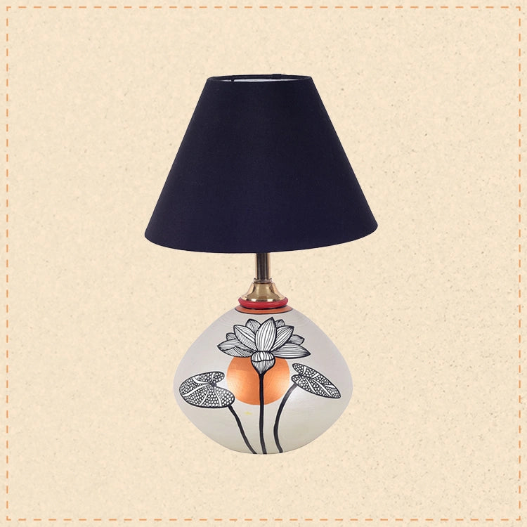 Silver Bloom Terracotta Table Lampshade  (8x8x14)
