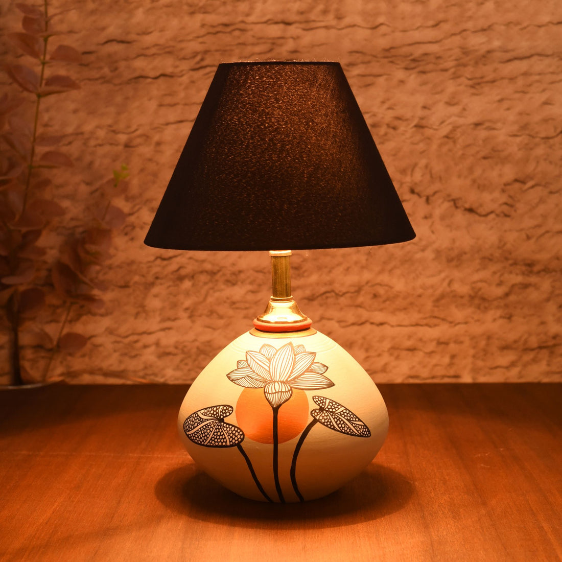 Silver Bloom Terracotta Table Lampshade  (8x8x14)