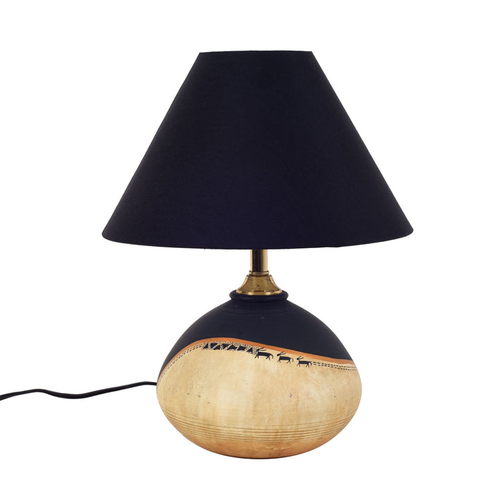 Midnight's secret table lamp with shade (10x10x12.2)