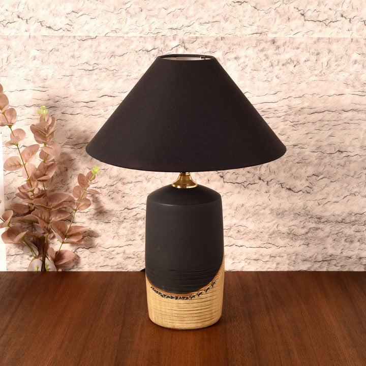 Midnight's secret table lamp with shade (13x13x18)