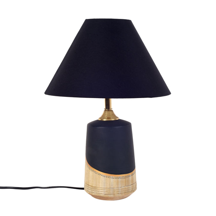 Midnight's secret table lamp with shade (10x10x14)