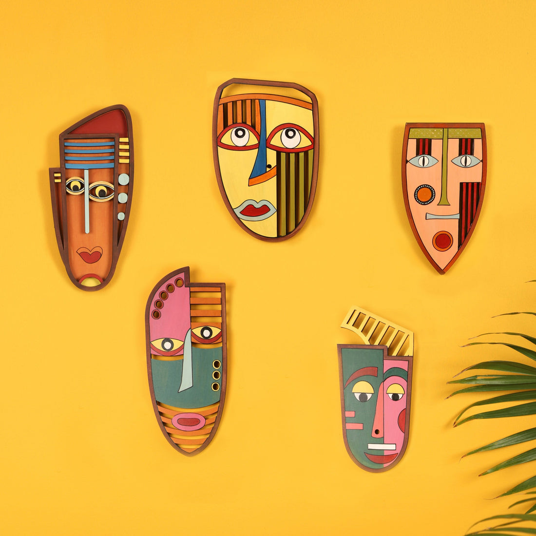 Mohicans Wall Decor Mask set of 5