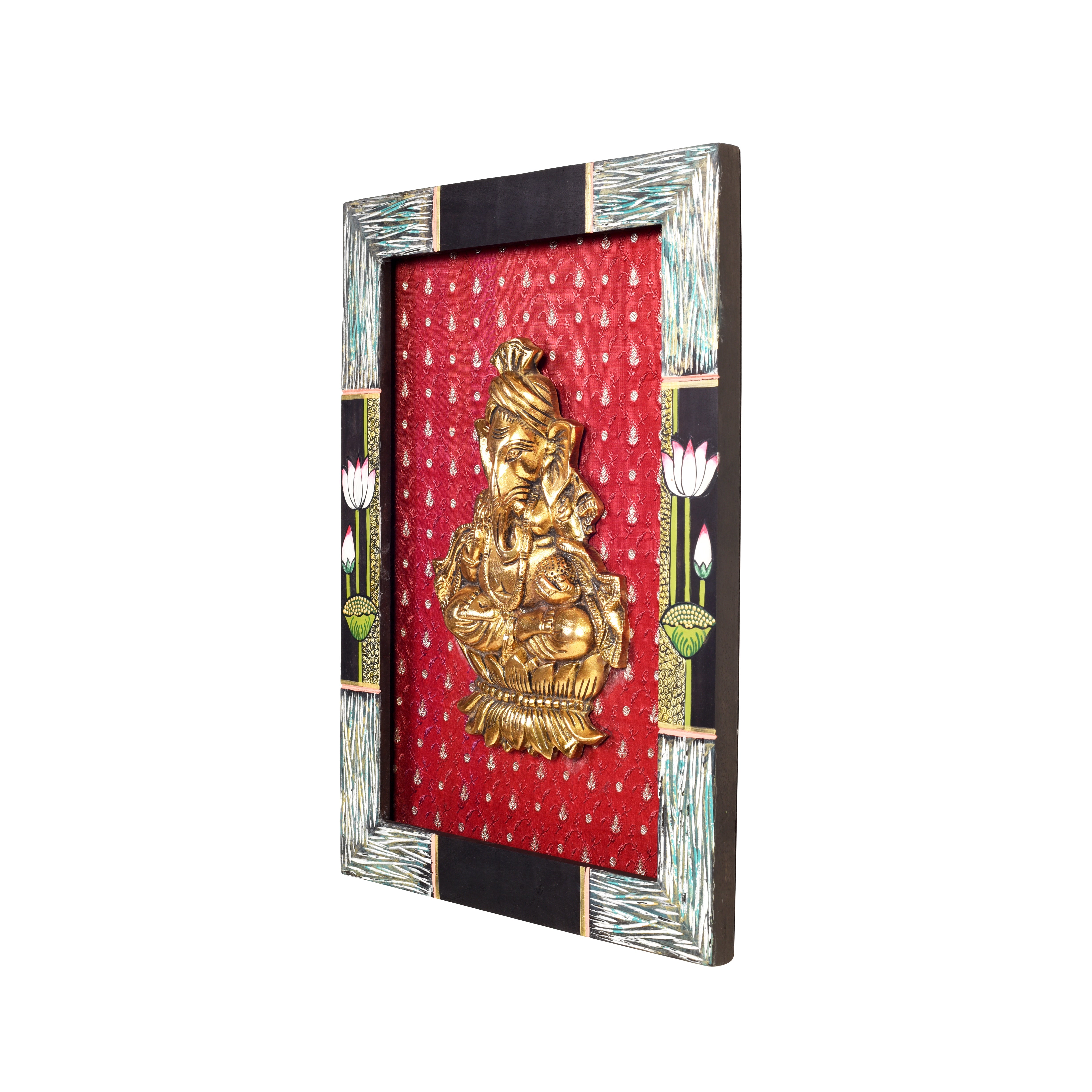 Subheksha Wall décor frame with divine Ganesha Majestically set on a beautiful frame
