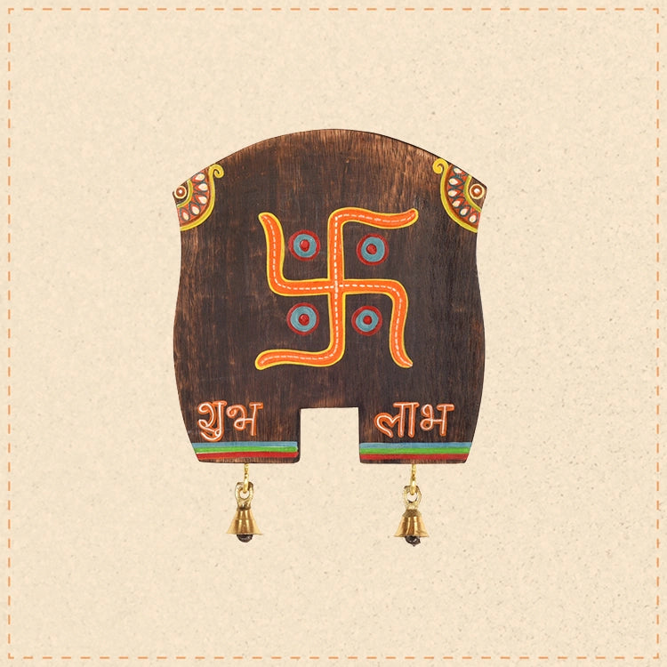 Handcrafted 'Swastika' Hanging Board (7x0.5x8)