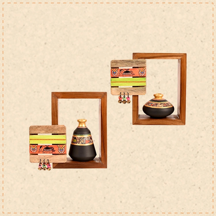 Wall Decor 2 Wooden Shelf & 2 Pots Madhubani Design Black (9x2.7x8)