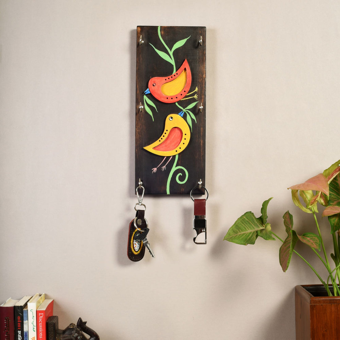 Ini Mini Hand Painted Wooden Key Holder, Vertical Wall Mounted Key Hanger with Twin Bird Design for Homedecor