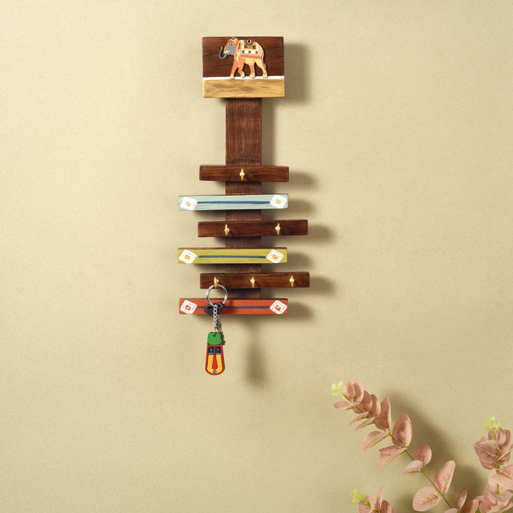 Happy elephants stripped key hangers (14x7x2)