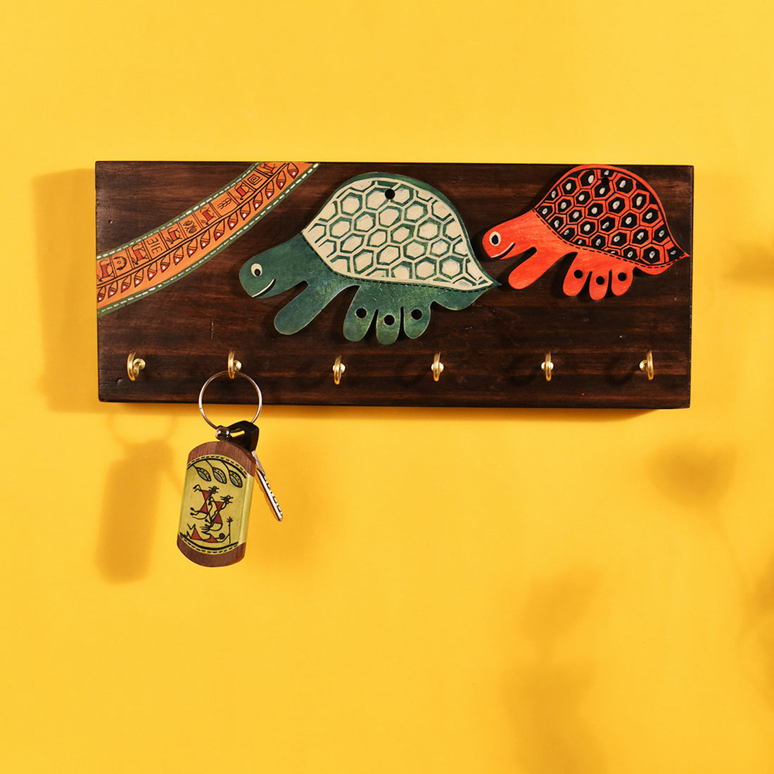 Key Holder Handcrafted Tribal Art Turtle 6 Keys (12x2x4.7)