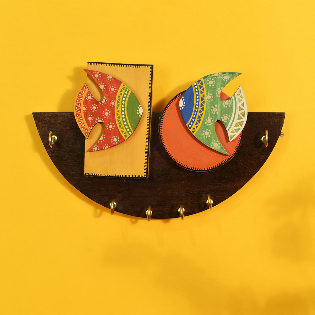 Key Holder Handcrafted Madhubani Fish 6 Keys (9.1x1.3x5.4)