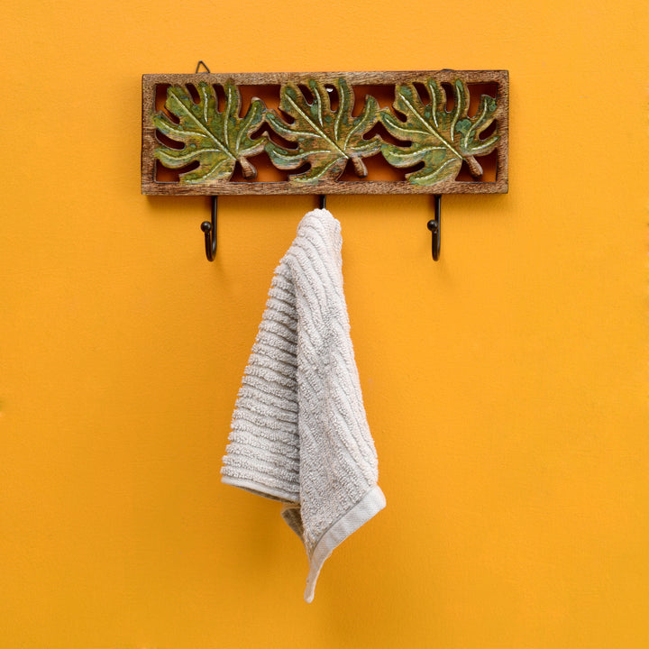 Autumn Leaf Towel Hanger With Three Hooks