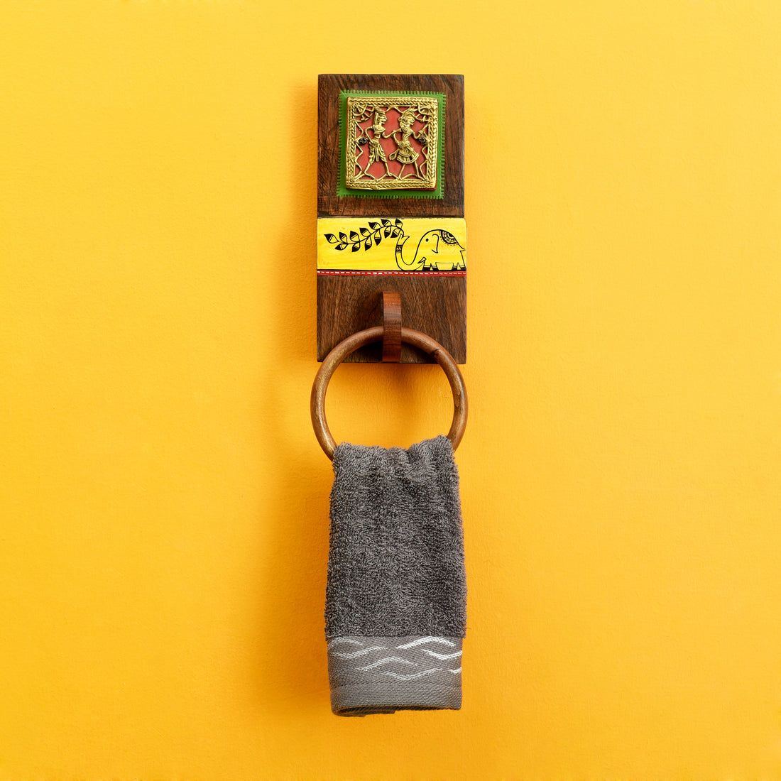 Yellow Elephant Towel Hanger (4x2.2x11)