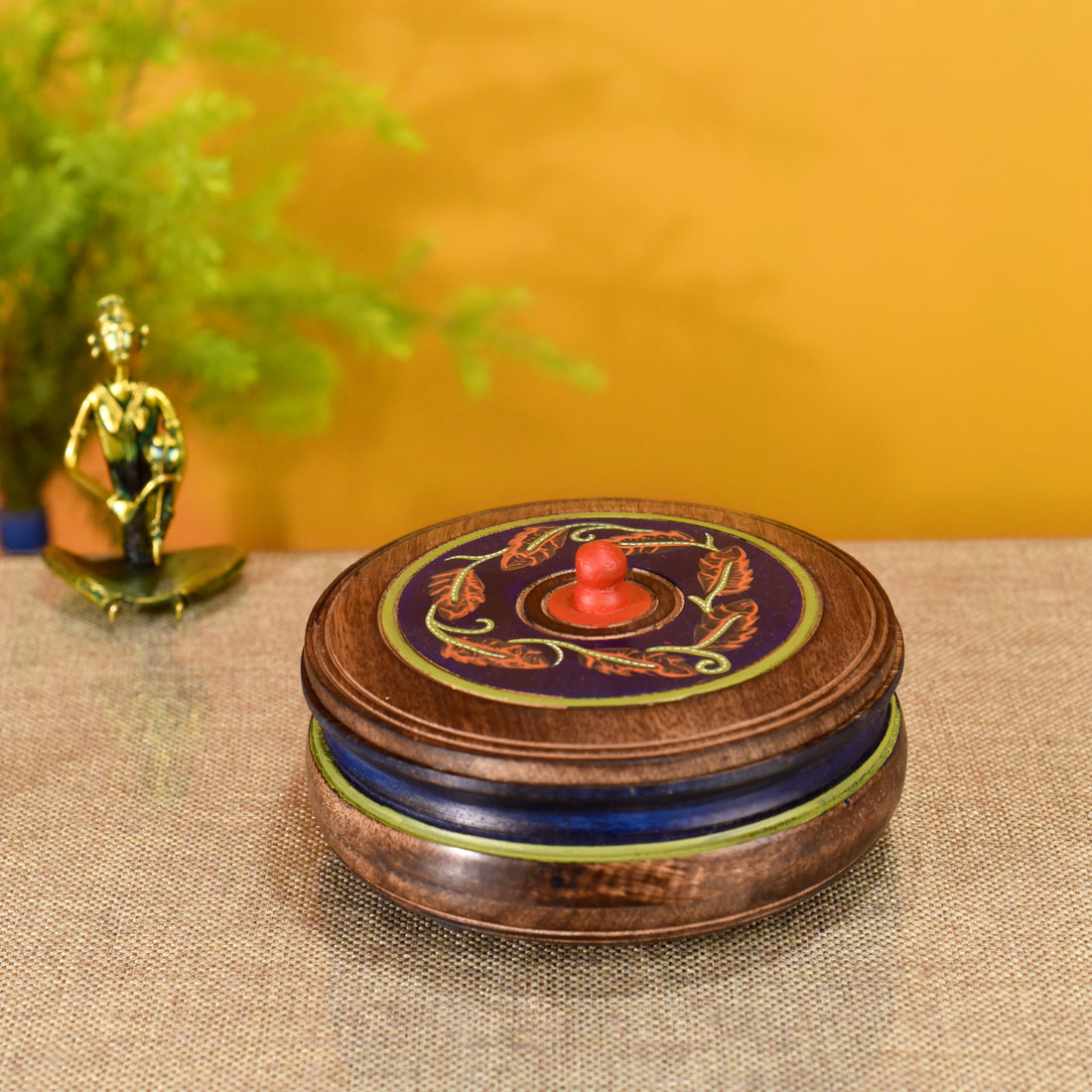 Autumn Leaf Dimsum Box in Mango Wood