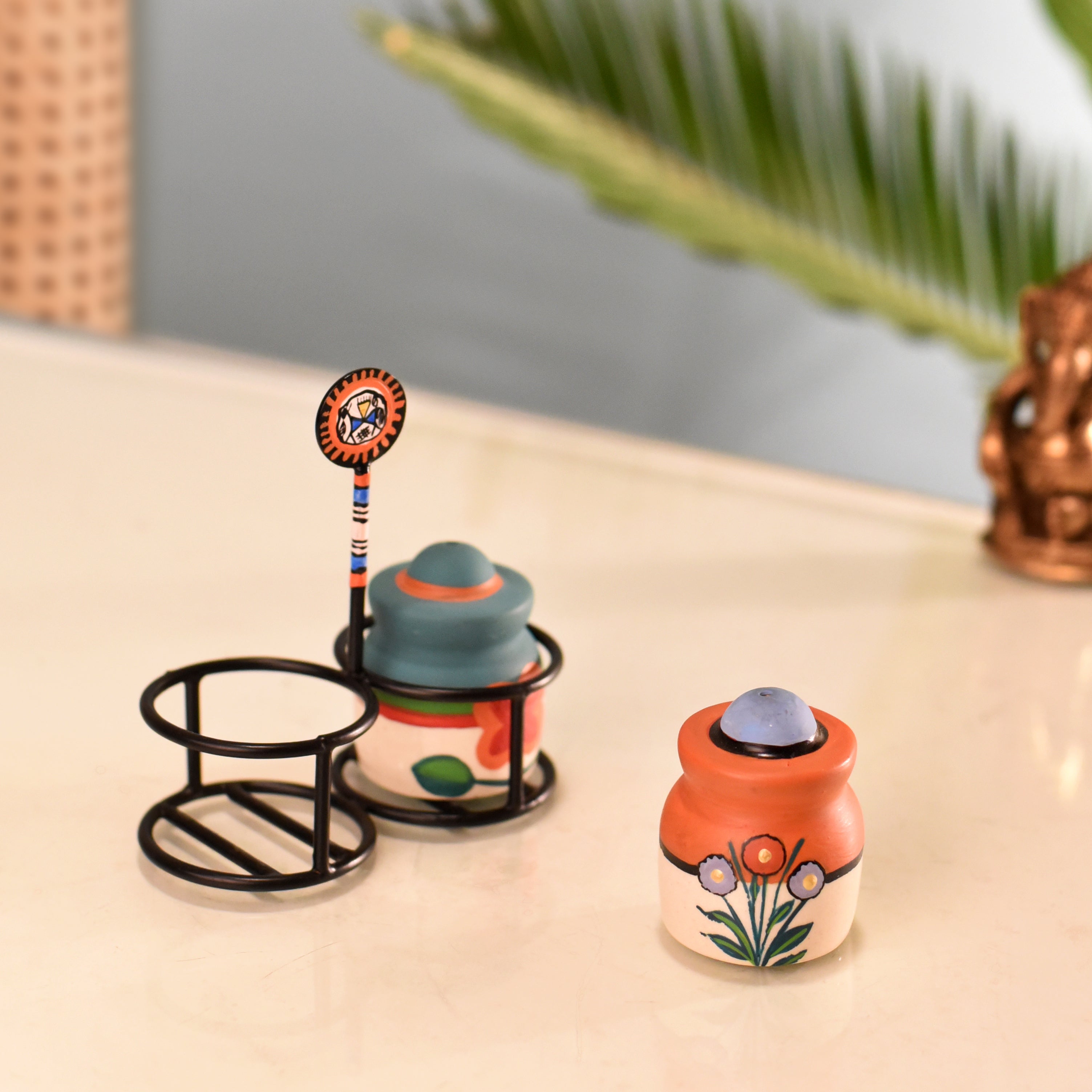 Inu-Minu Salt & Pepper in a beautiful handpainted stand