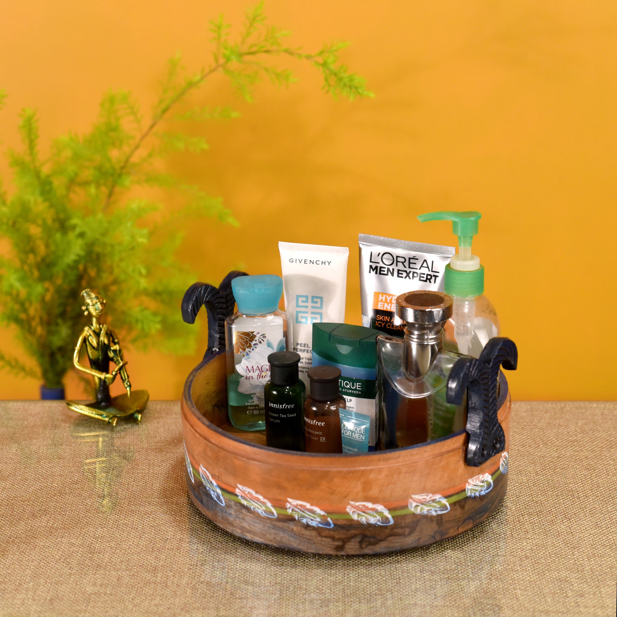 Autumn Leaf Multi-Purpose Stand in Round Shape