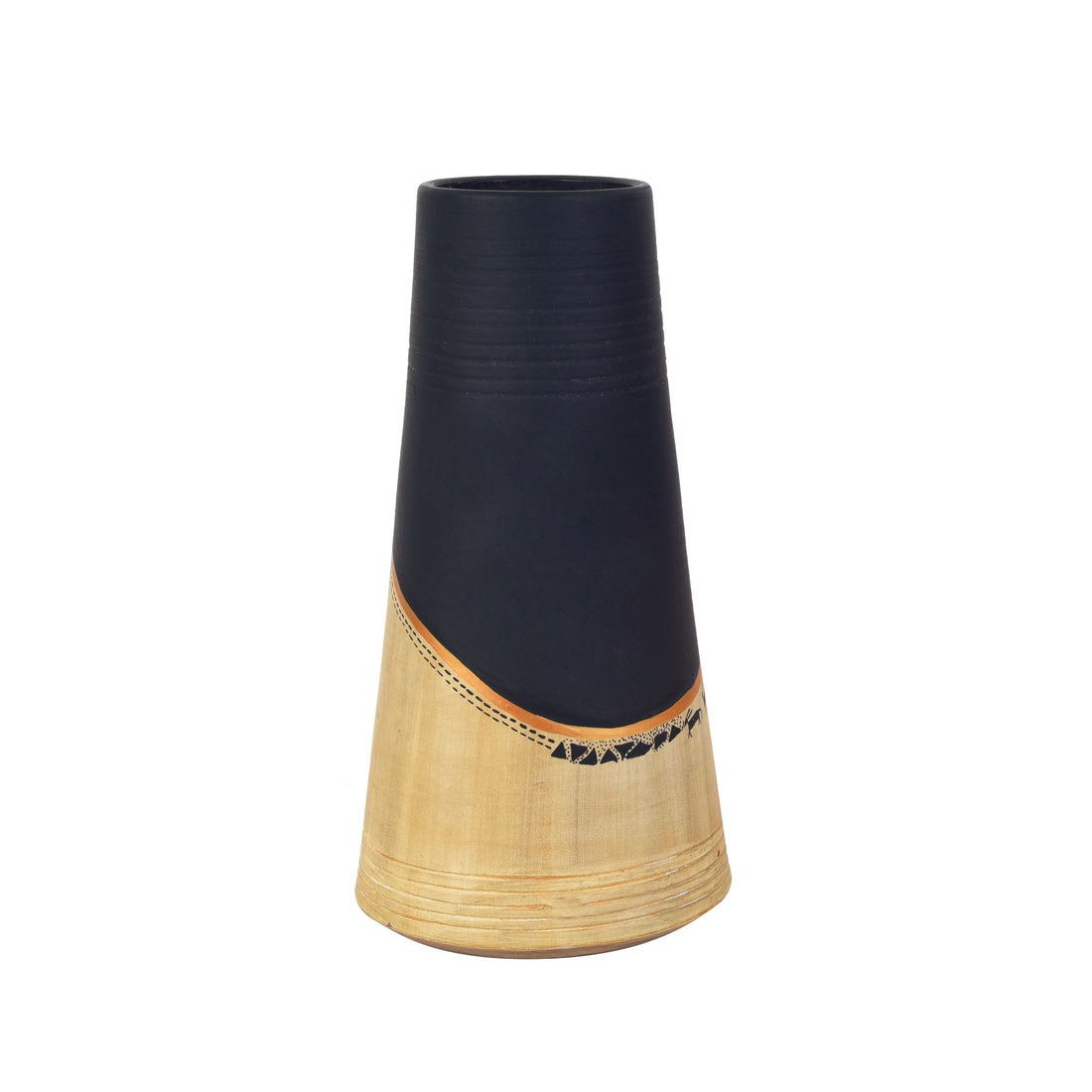 Midnight's secret pyramid vase