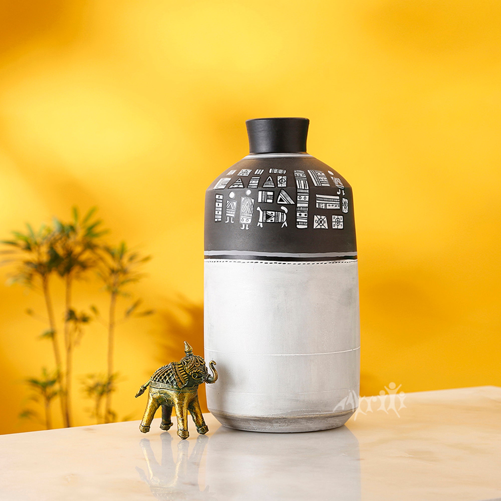 Vase Earthen Handcrafted Black & White Warli 4.6x8.2(HxD)