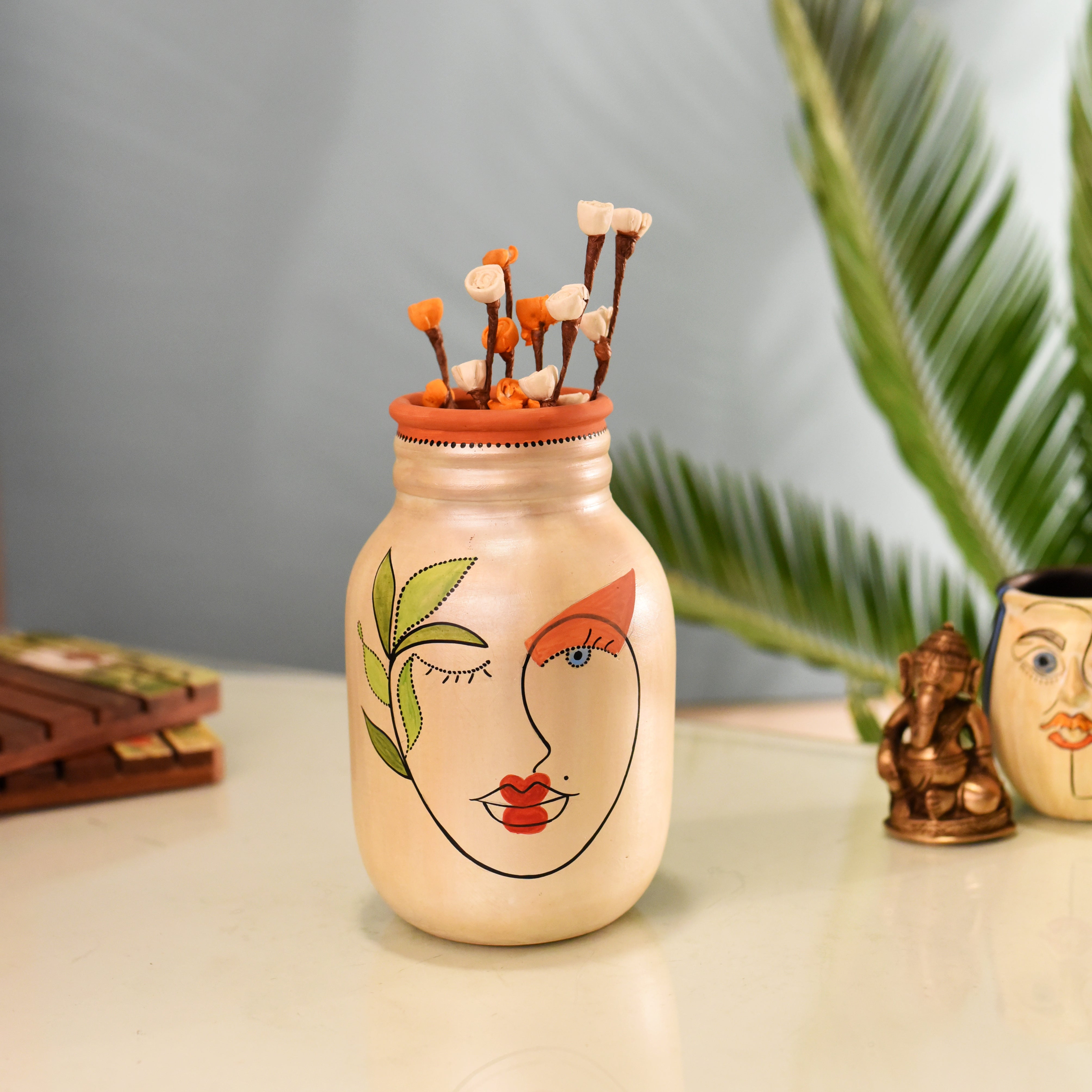 Hand-Painted Face Art Decorative Ceramic Vase for Home Décor