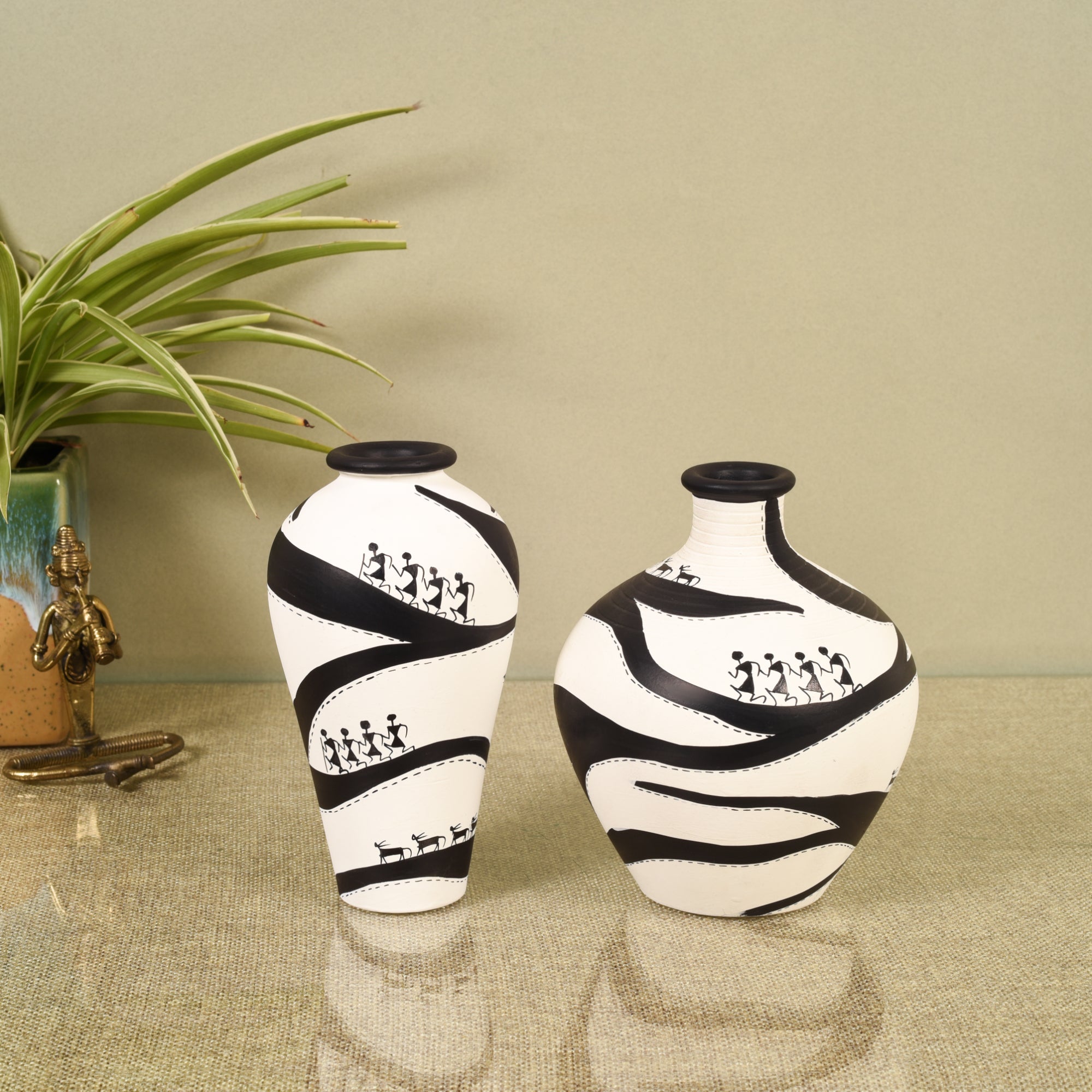 Warli Fusion Vase