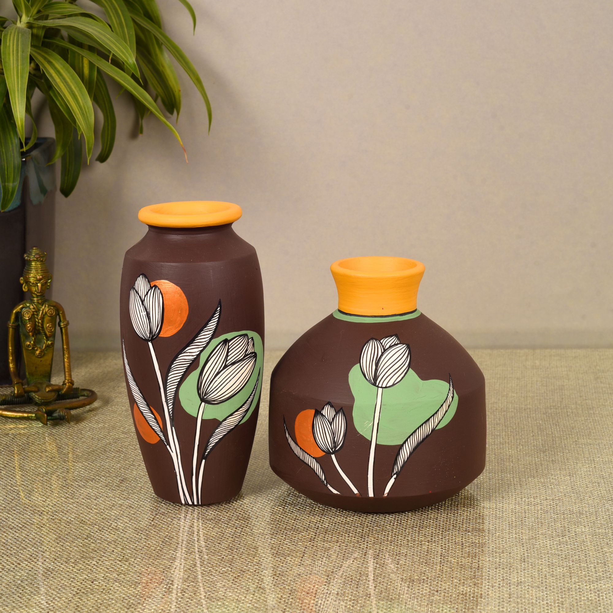 Autumn Hues Terracotta Vases S02 (Large - 5x5x5, Small - 3x3x6)