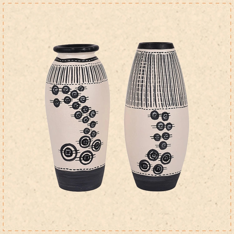 Vase Earthen White Warli (Set of 2) (6.4x3/6.4x3)
