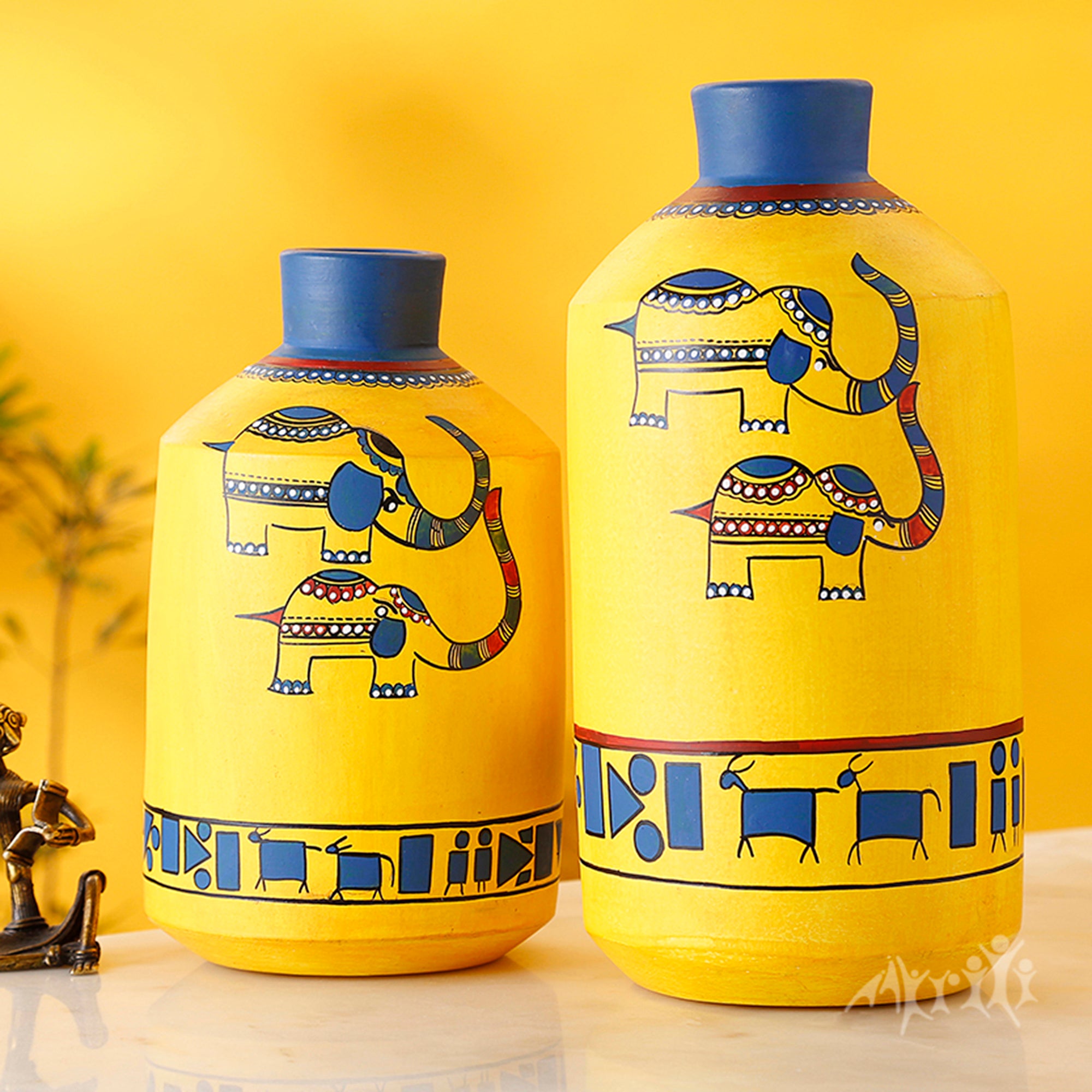 Happy Elephants Madhubani Yellow Vases(Set of 2) (6.7x4.2/9.8x4.8)