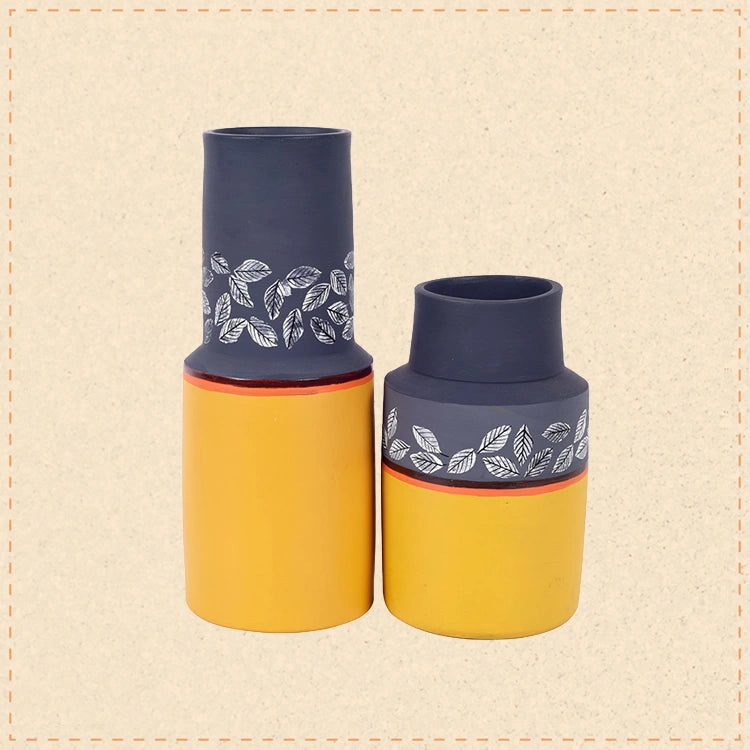 Bluebell Fields Terracotta Vase S02 (Large - 4x4x10, Small - 4x4x7)