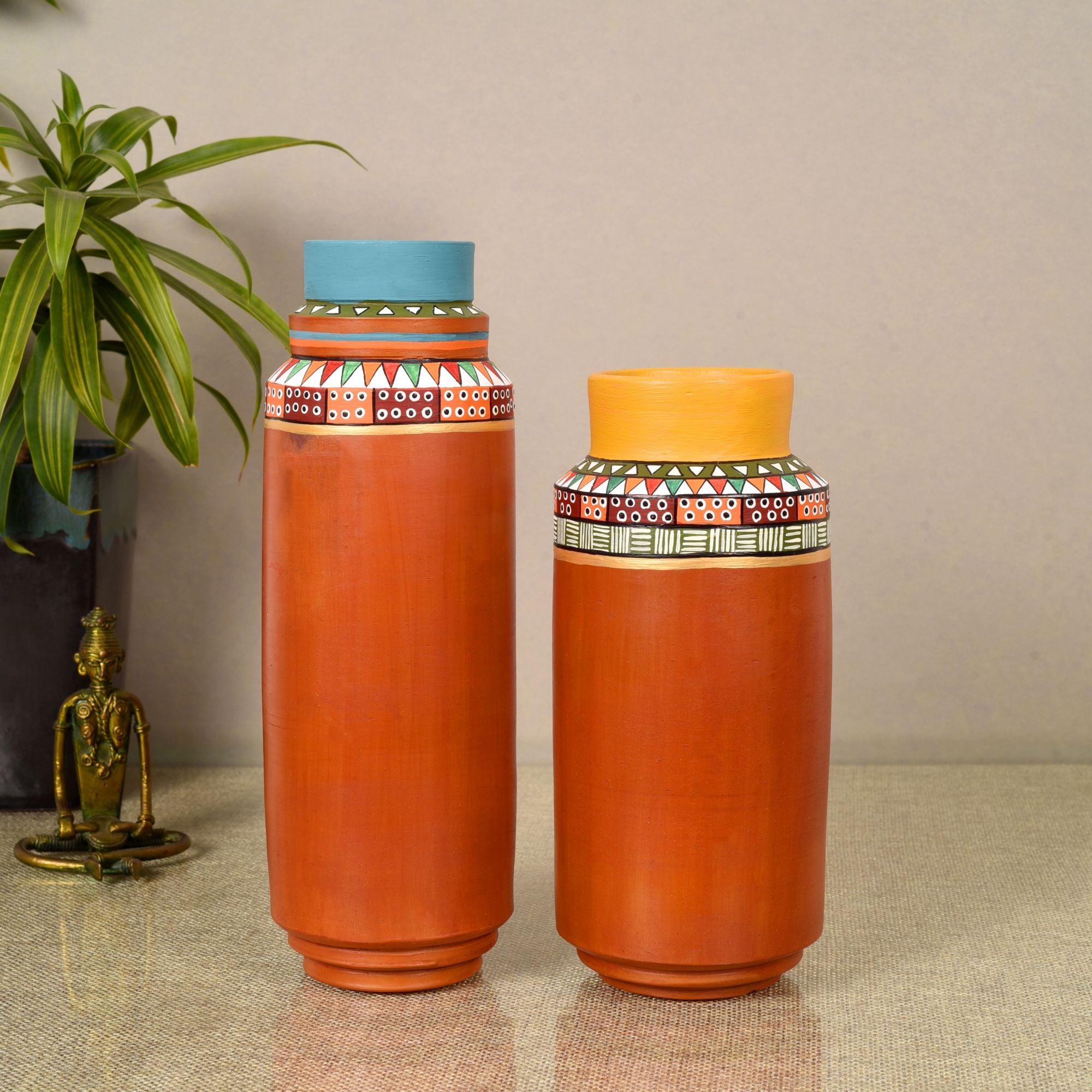 Sunset Glow Terracotta Vases S02 (4x4x10)